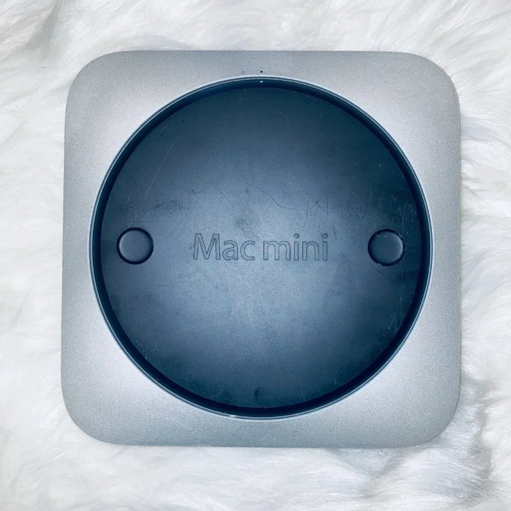 Apple Mac Mini 2.4 GHz A1347 - Silver